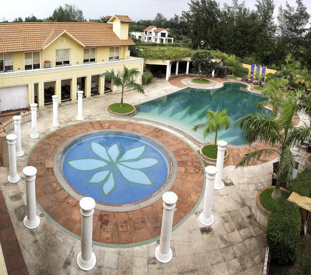 Country Roads Hotel Haora Exterior photo